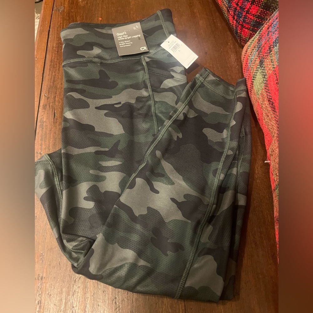 Gap Fit Leggings Compression Size L
